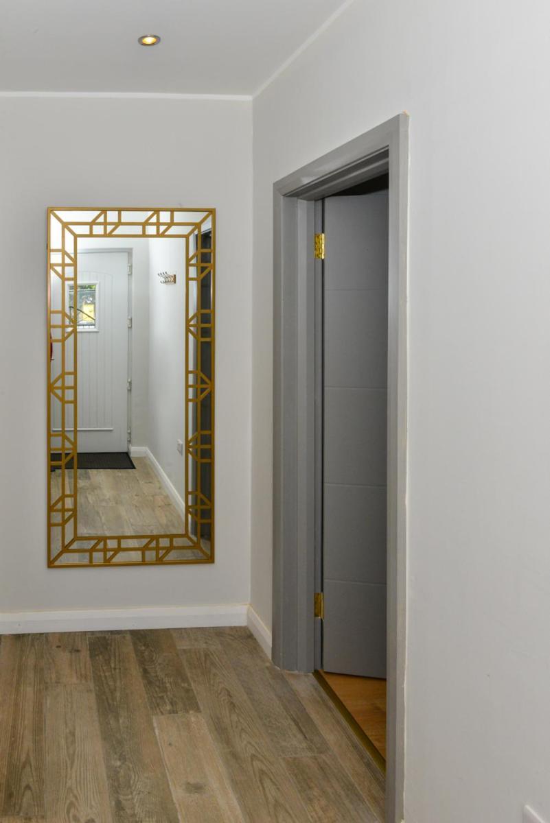 Esterville Apartments 1 And 2 Bedrooms Hot Tub Availability Белфаст Екстер'єр фото