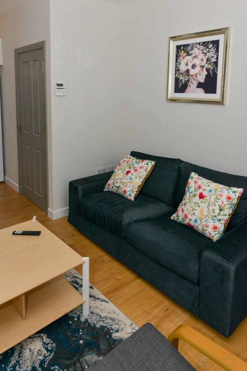 Esterville Apartments 1 And 2 Bedrooms Hot Tub Availability Белфаст Екстер'єр фото