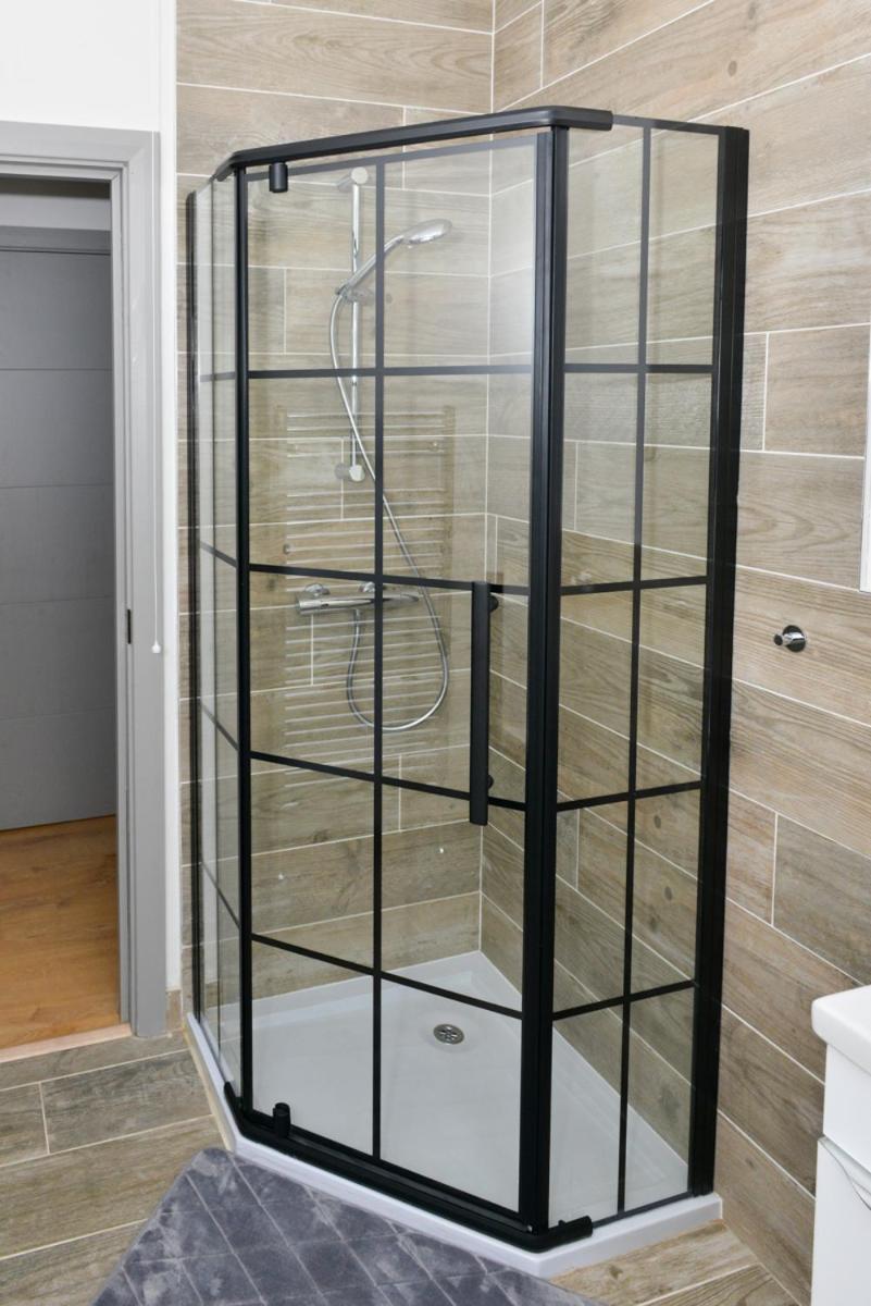 Esterville Apartments 1 And 2 Bedrooms Hot Tub Availability Белфаст Екстер'єр фото