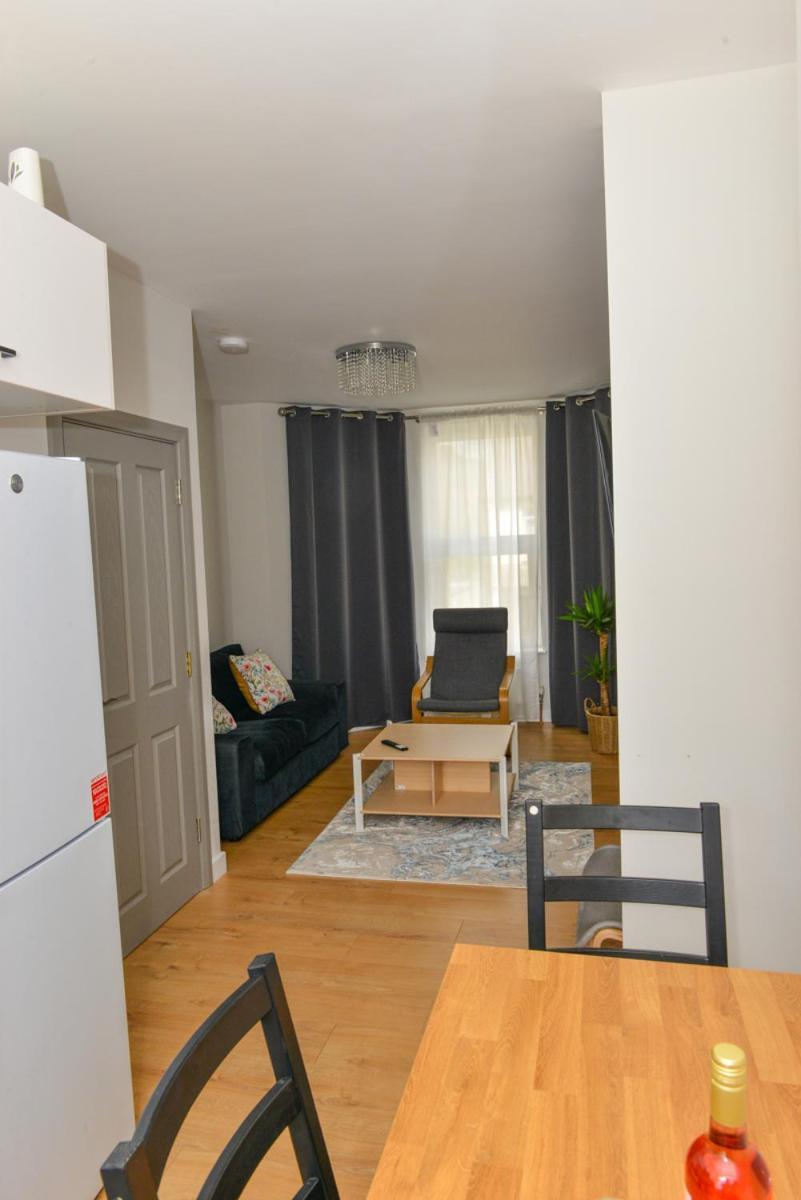 Esterville Apartments 1 And 2 Bedrooms Hot Tub Availability Белфаст Екстер'єр фото